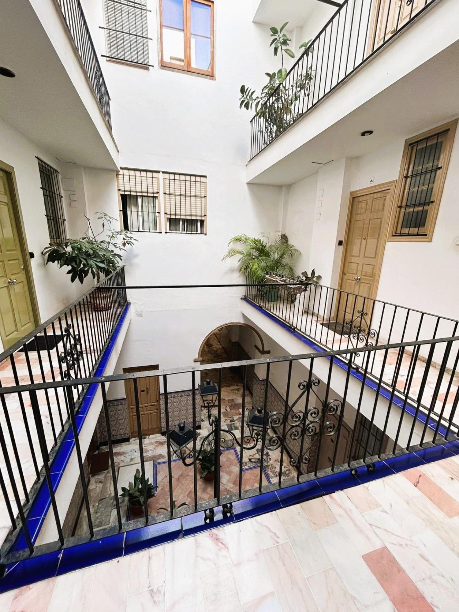 Puerta Carmona Lägenhet Sevilla Exteriör bild